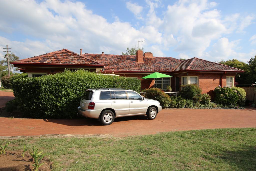 The Evergreen Bed And Breakfast Kanberra Dış mekan fotoğraf